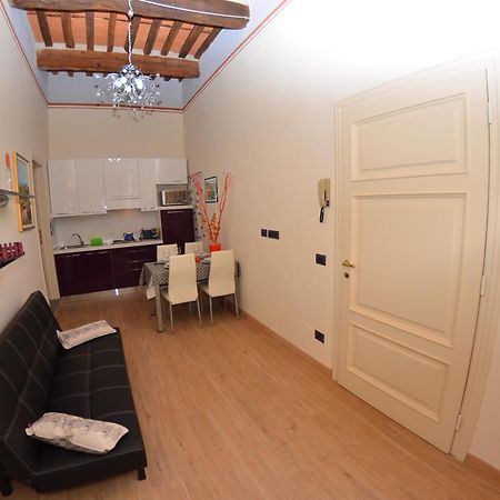 Apartamento Aida Lucca Exterior foto